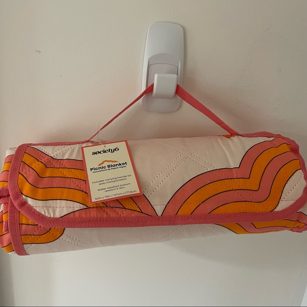 Water resistant picnic blanket, 50x70in
